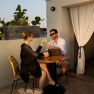 Privado Designer Boutique Hotel